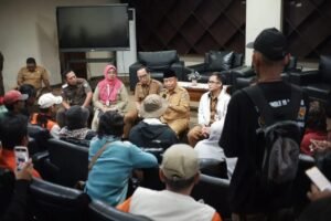 Wali Kota Depok Temui Aliansi Rakyat Bantu Rakyat Bahas Bantuan BPJS Kesehatan
