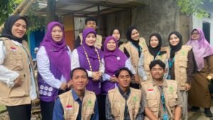 Cing Ikah Gandeng Mahasiswa UID Berantas Buta Huruf Alquran di Mampang