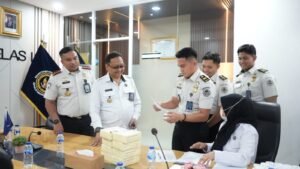 Imigrasi Depok Gandeng BNN, Seluruh Pegawai Jalani Tes Urine